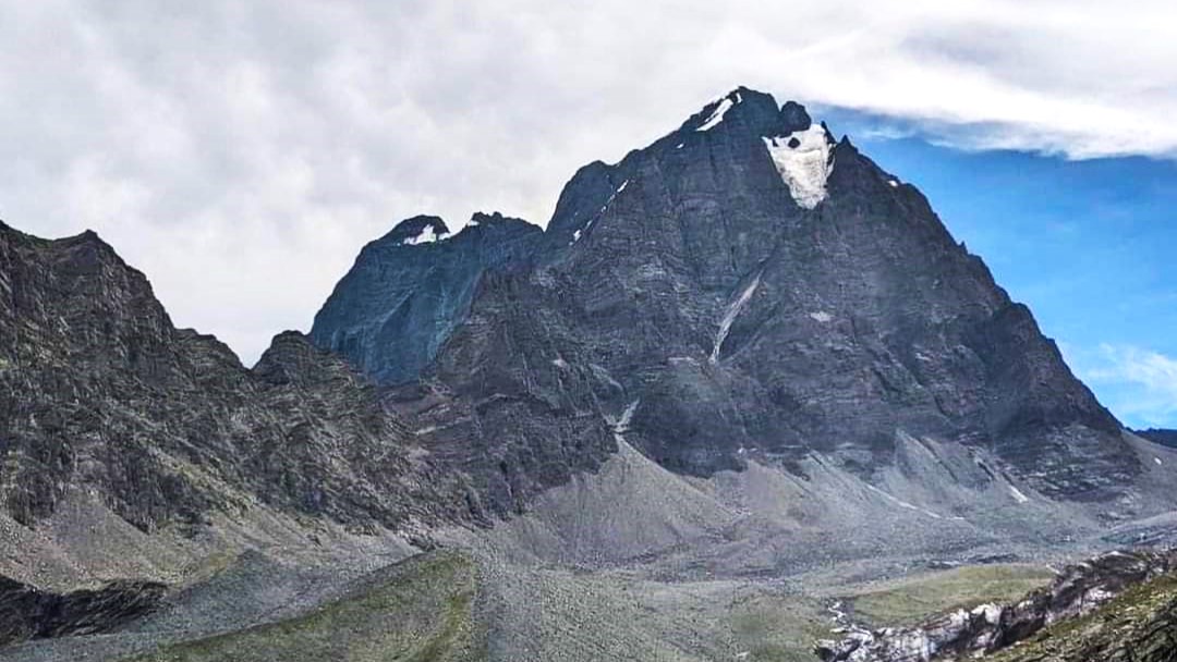 Manimahesh Lake trek