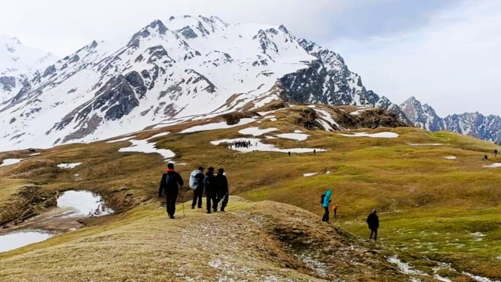 The Sar Pass Trek