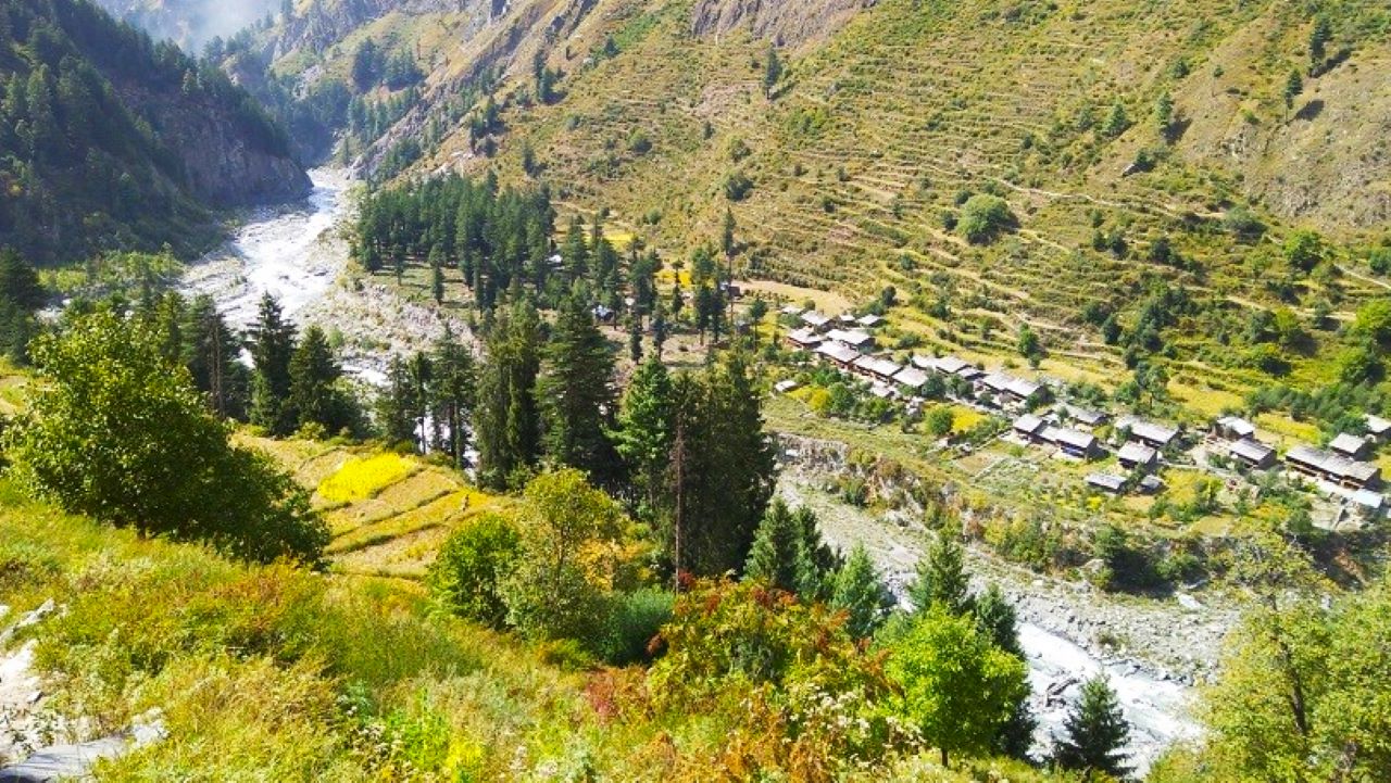 You are currently viewing Explore the Bara Bhangal Trek: A Hidden Gem of the Himalayas