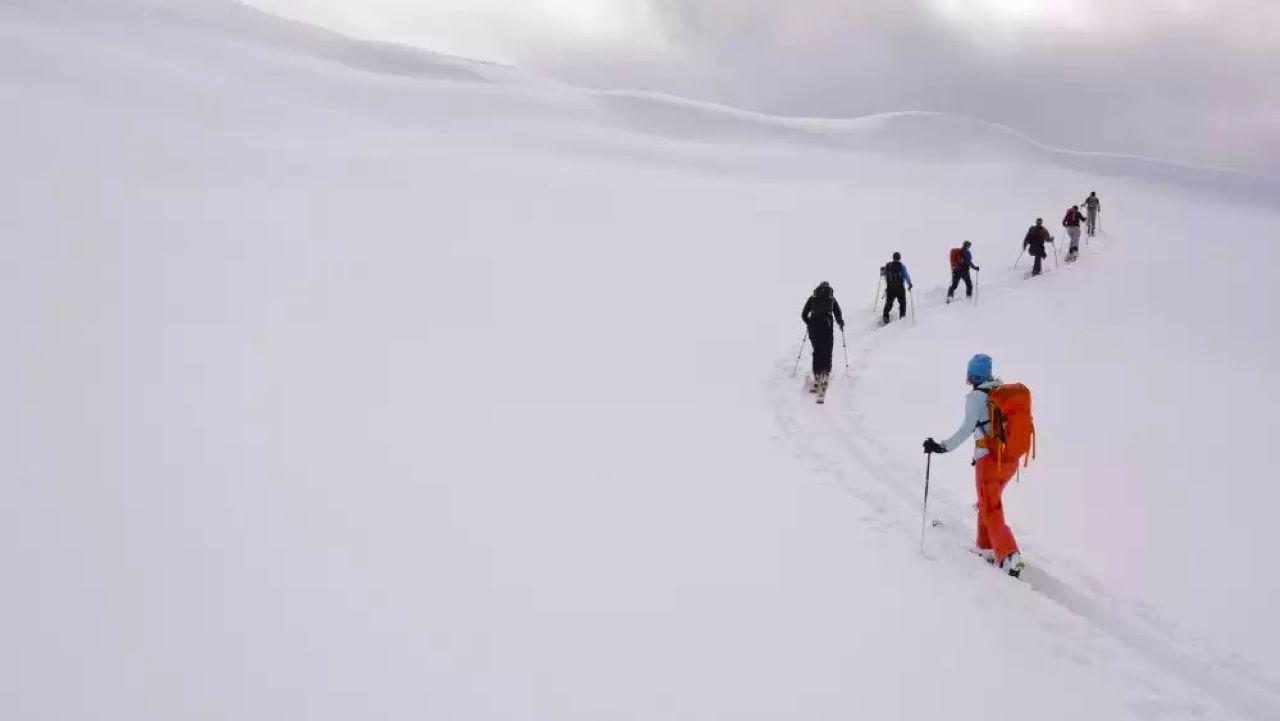 You are currently viewing Discover the Thamsar Pass Trek: An Unforgettable Adventure